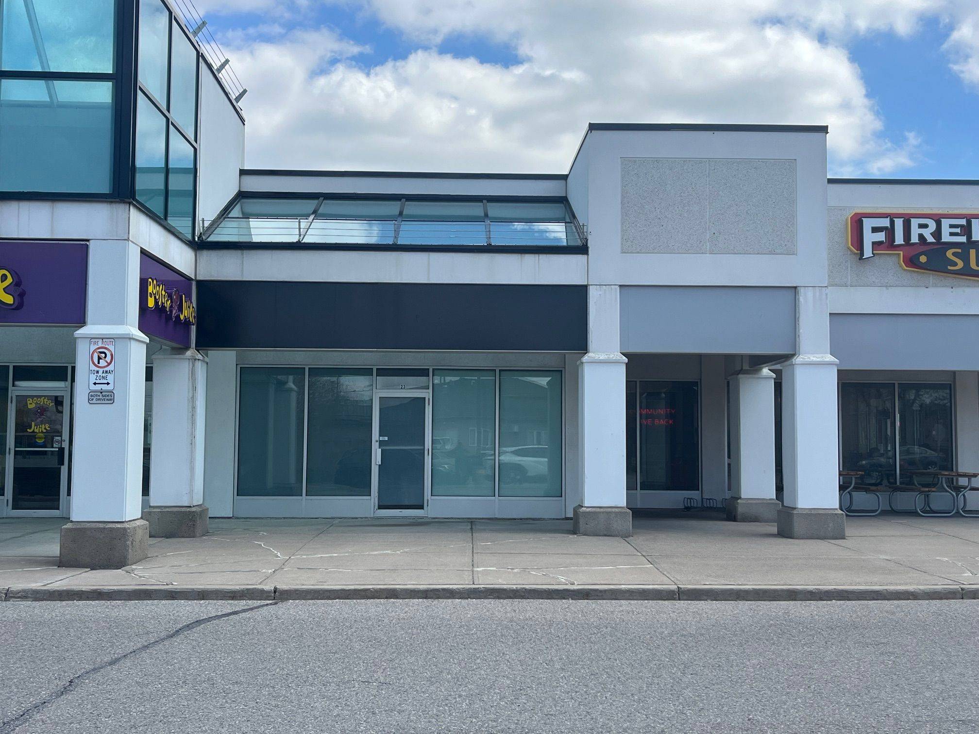 Clarington, ON L1E 2J5,1414 King ST E #23