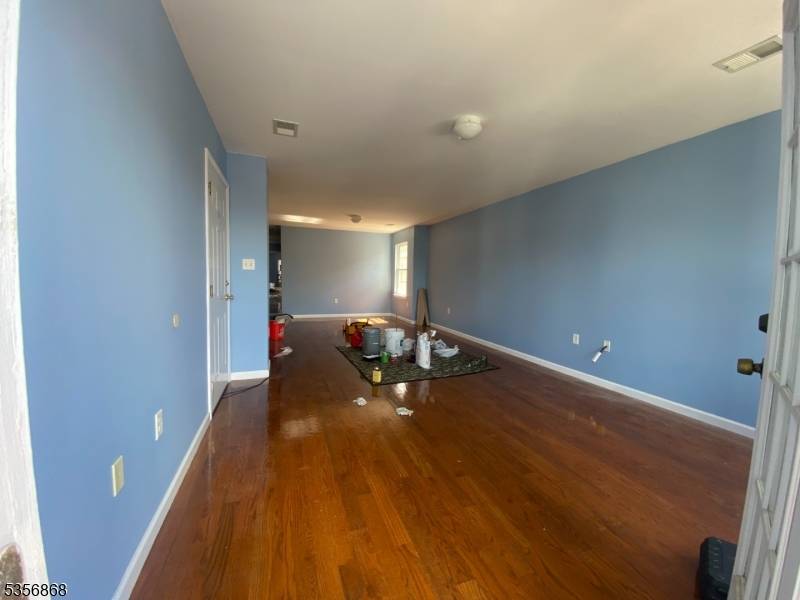 Elizabeth City, NJ 07202,218 South St