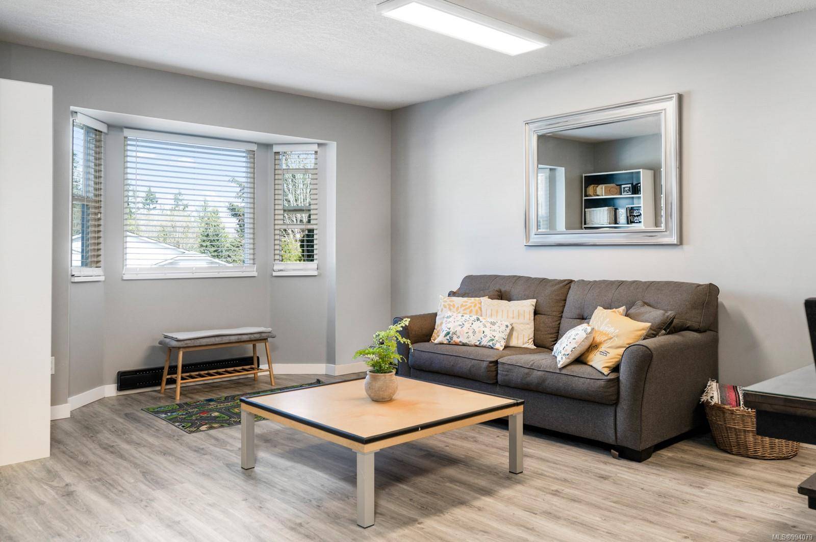 Nanaimo, BC V9R 6V1,268 Harwell Rd #14