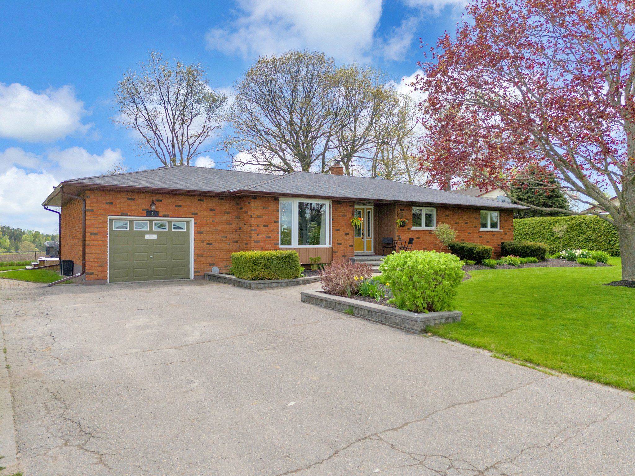 Scugog, ON L9L 1B4,4 Percy CRES