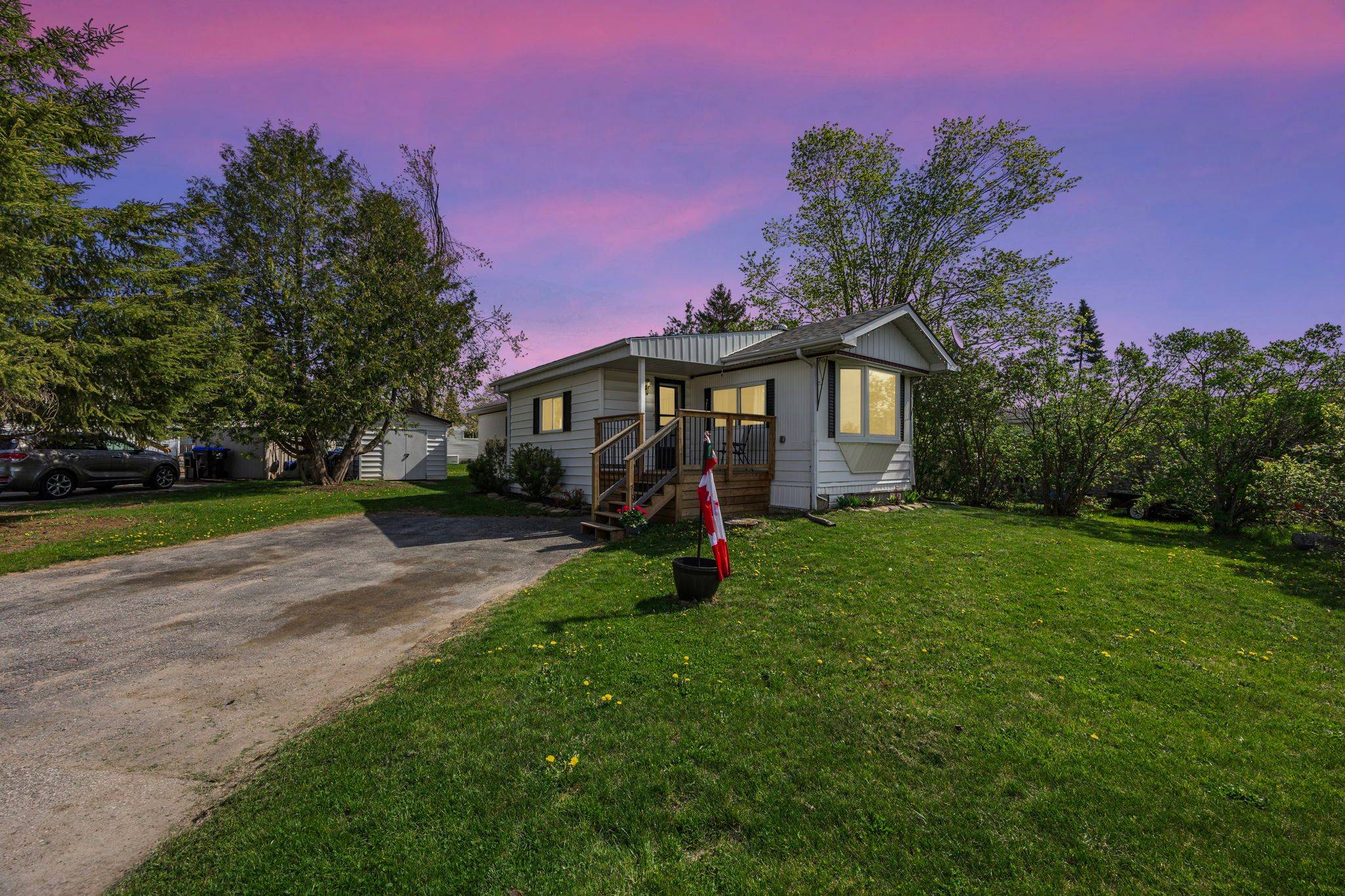Oro-medonte, ON L3V 0P9,17 Balantrae DR