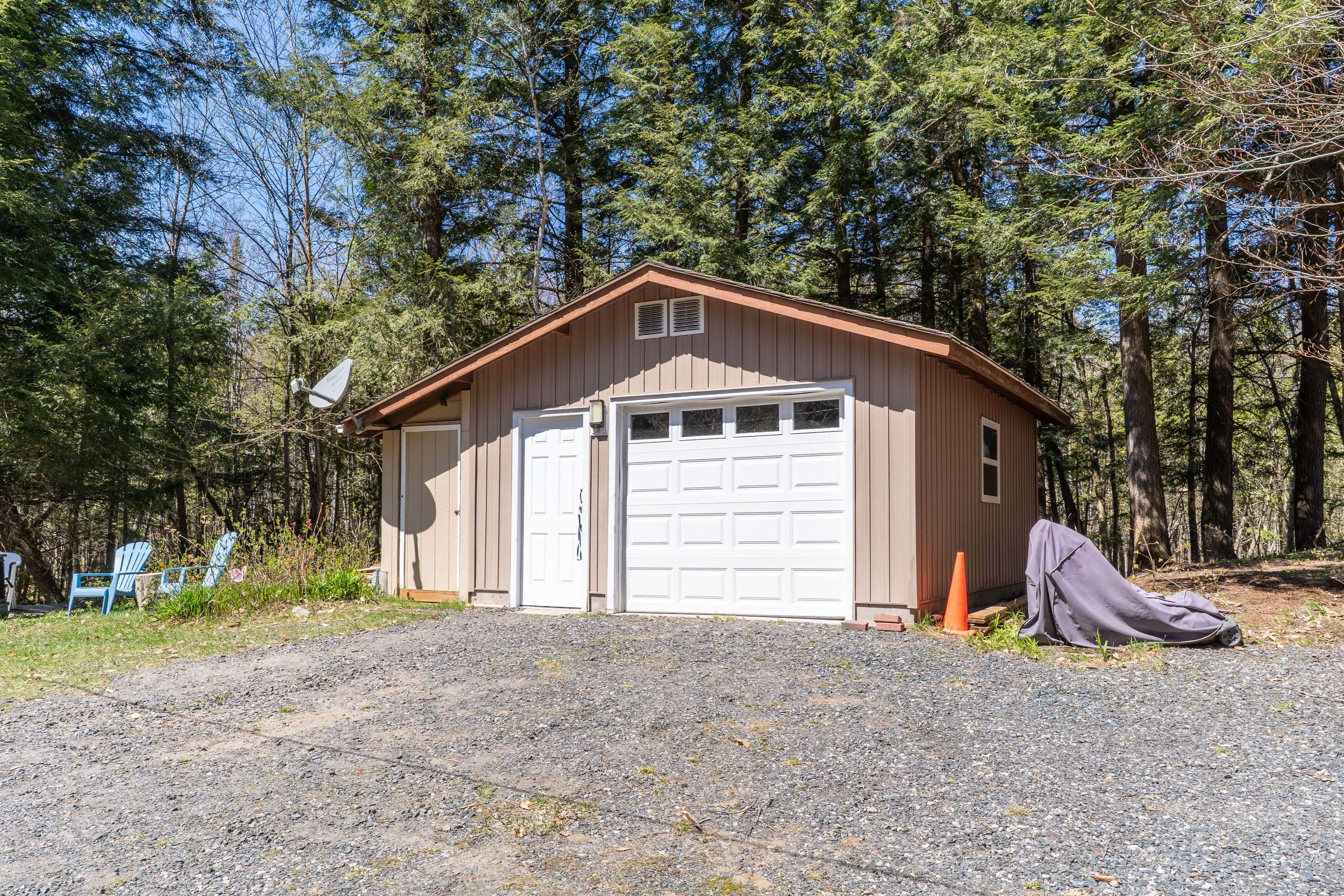Huntsville, ON P1H 2J2,35 Brennan CIR