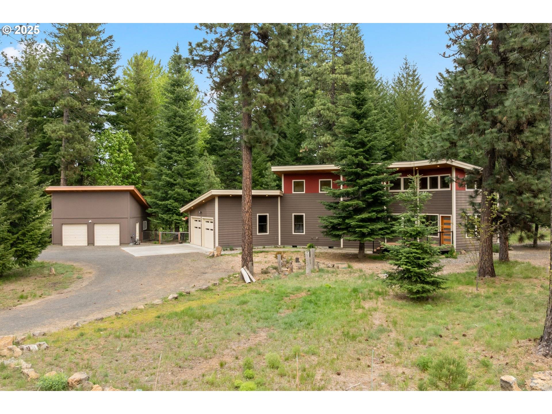 Trout Lake, WA 98650,37 GREENWOOD RD