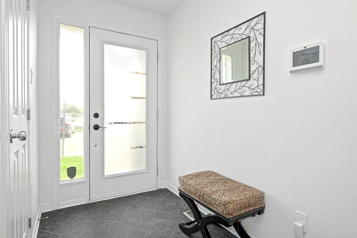 Cityview - Parkwoods Hills - Rideau Shore, ON K2E 0A8,157 Corinth Private