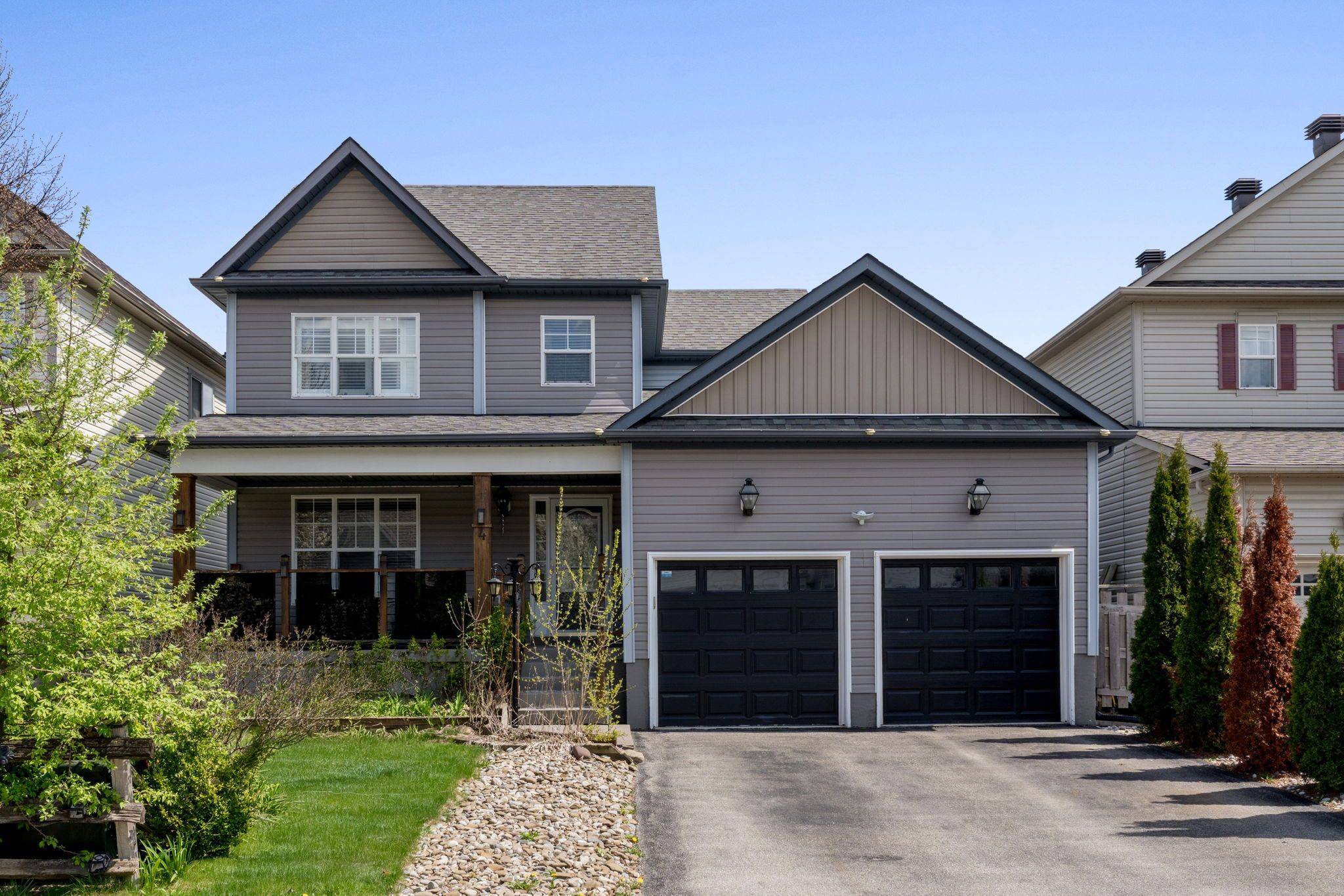 Halton Hills, ON L7J 2Z9,4 Bonnette ST