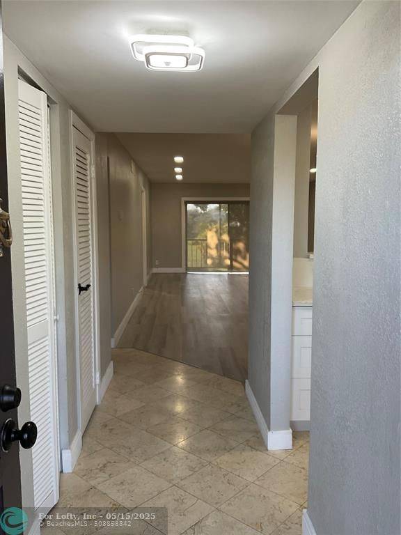 Lauderhill, FL 33319,6101 N Falls Circle Dr #303