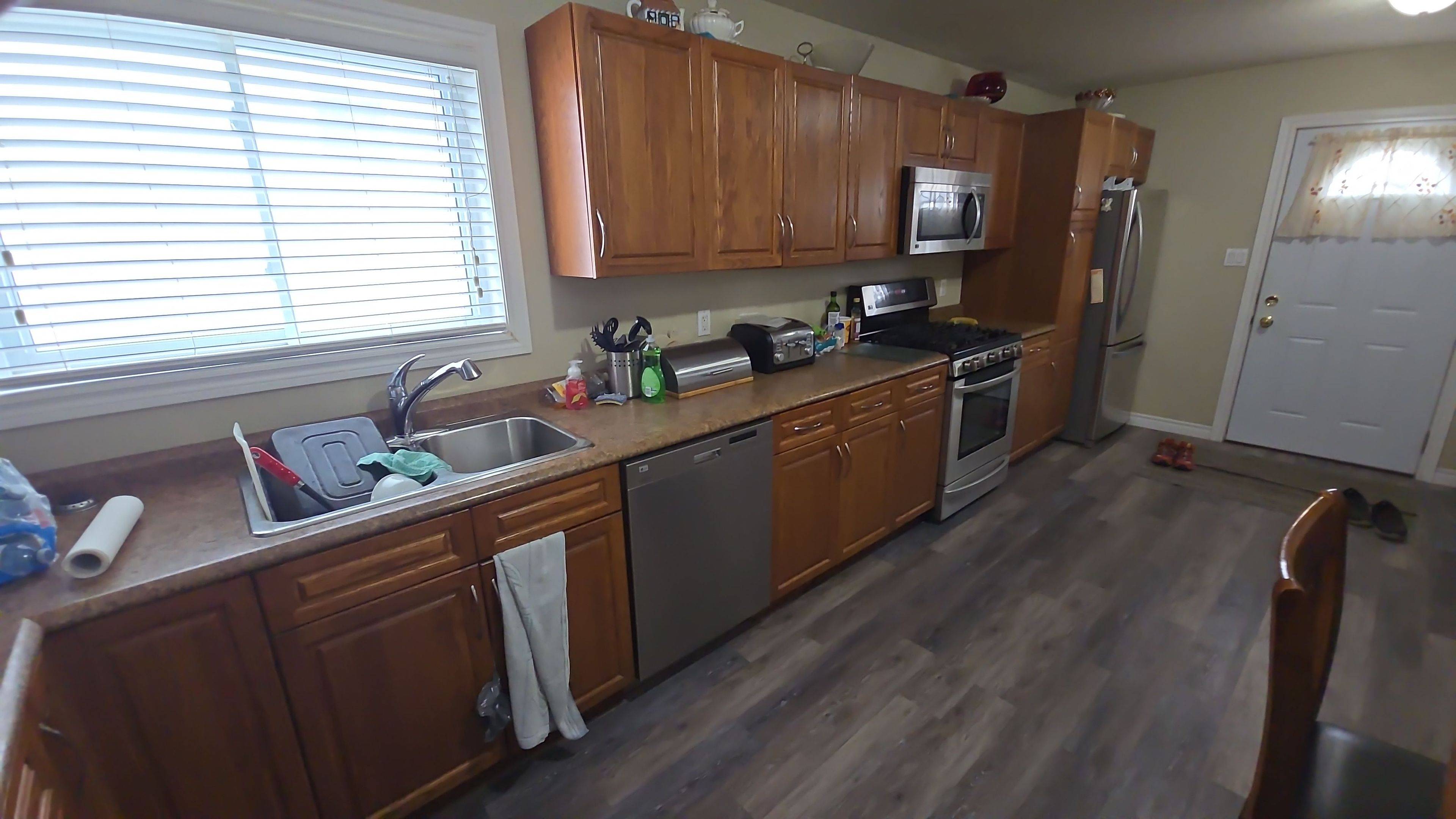 Timmins, ON P4N 2L1,355-359 Pine ST S