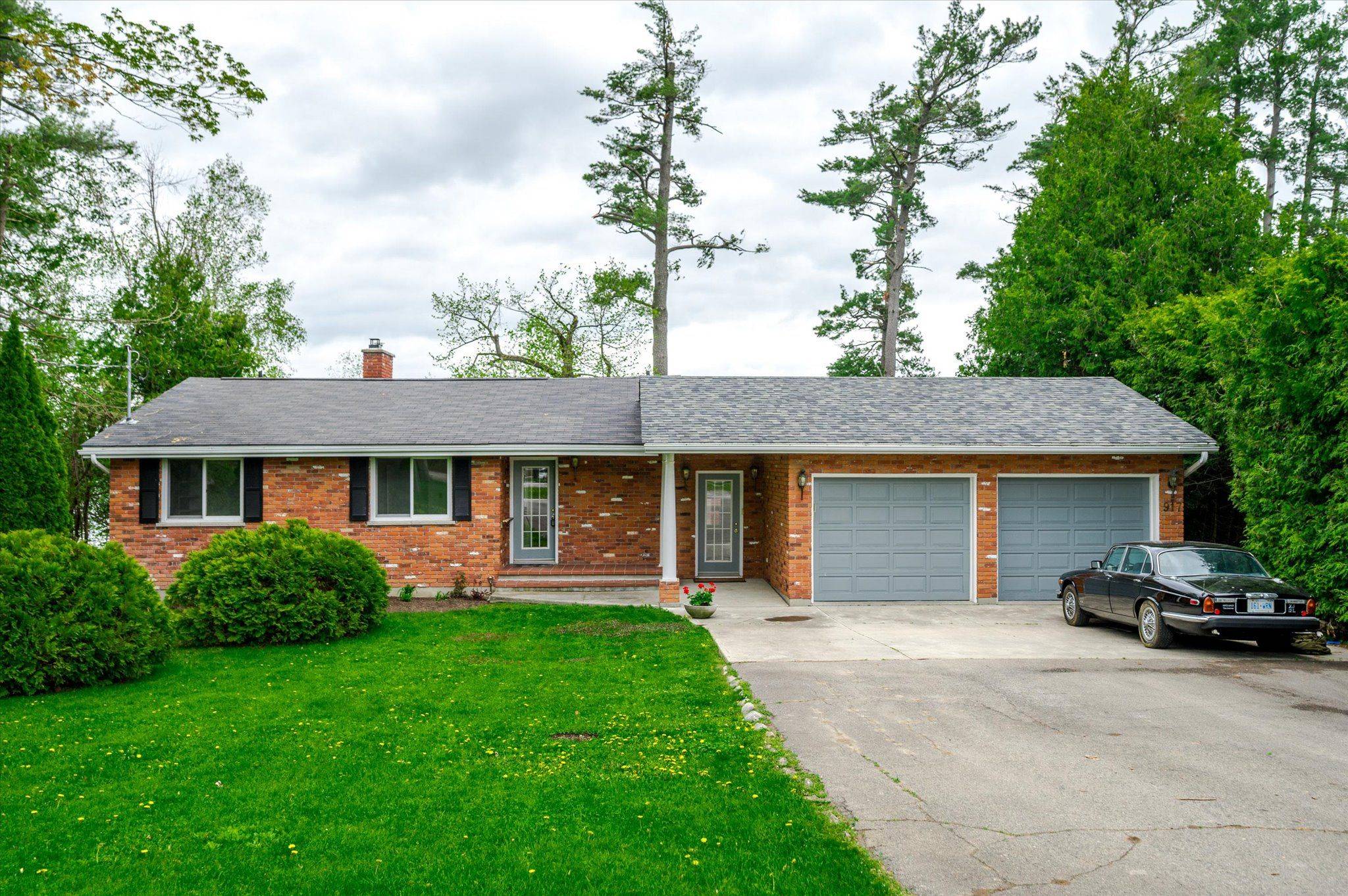 Selwyn, ON K9J 0C5,917 Tindle CT
