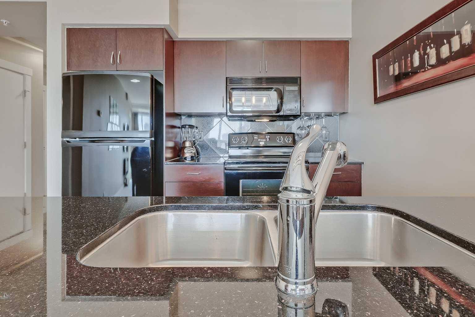 Calgary, AB T2V 2X4,8880 Horton RD SW #614