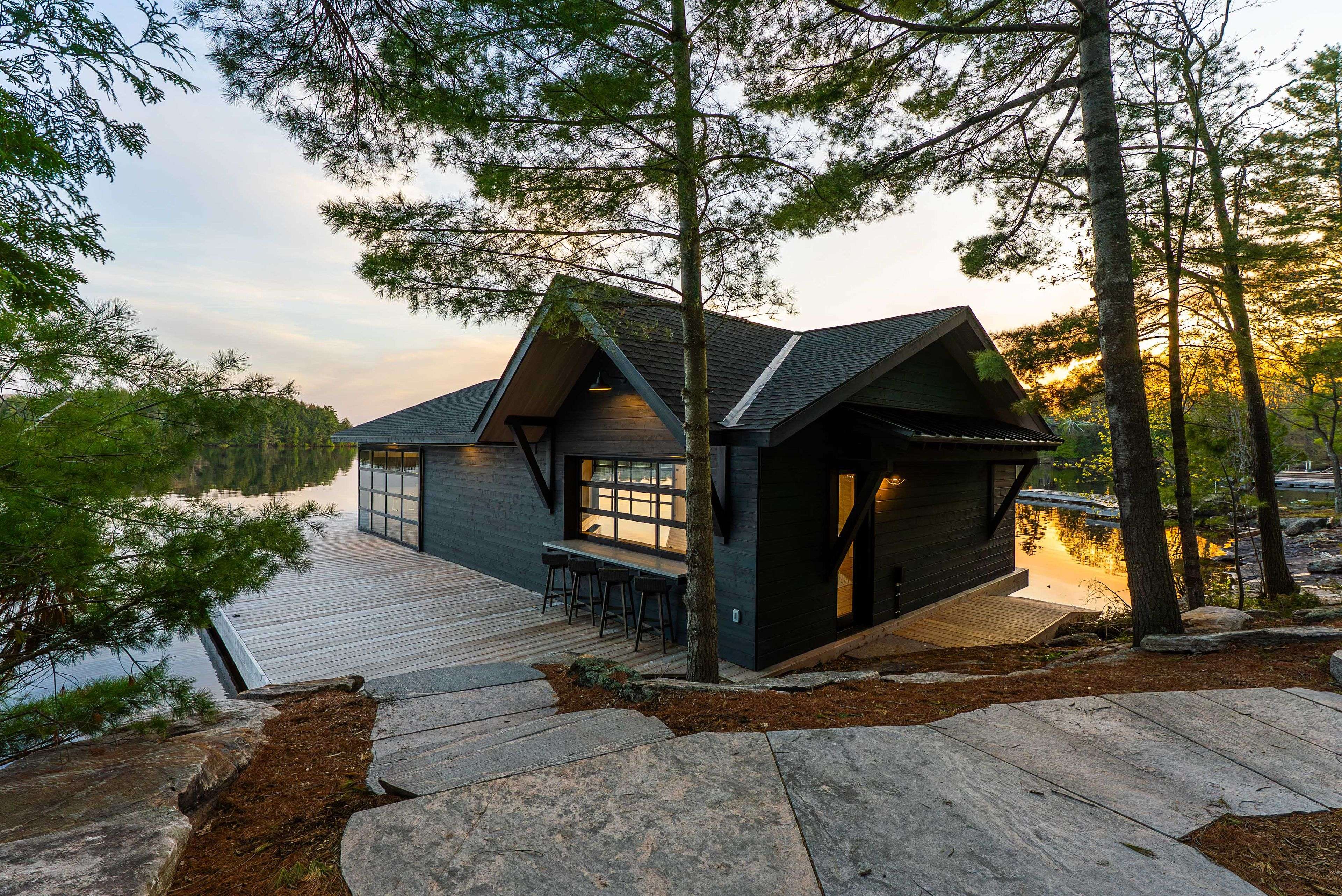 Muskoka Lakes, ON P0B 1J0,1029 East Rankin RD #2