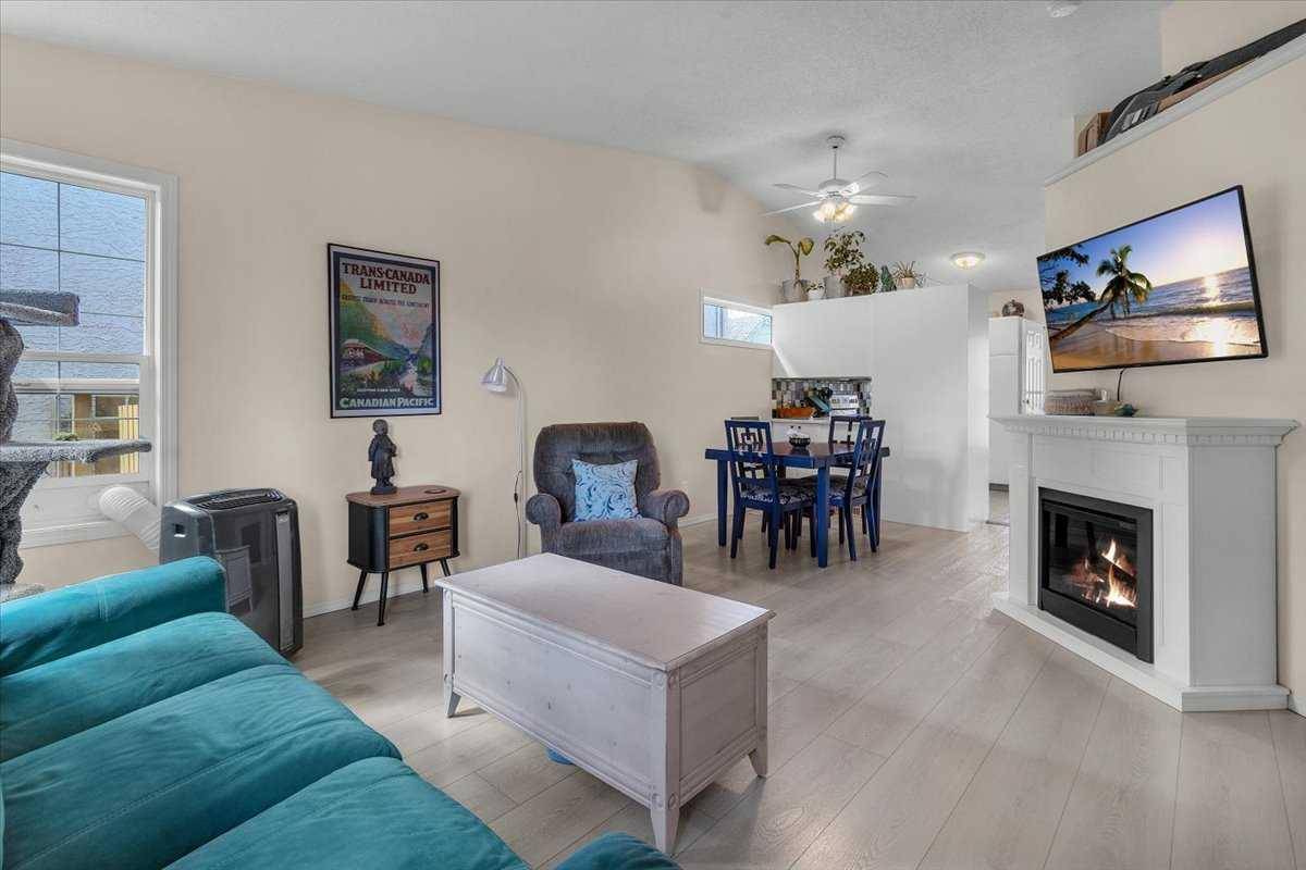 High River, AB T1V 1J3,418 8 AVE SE