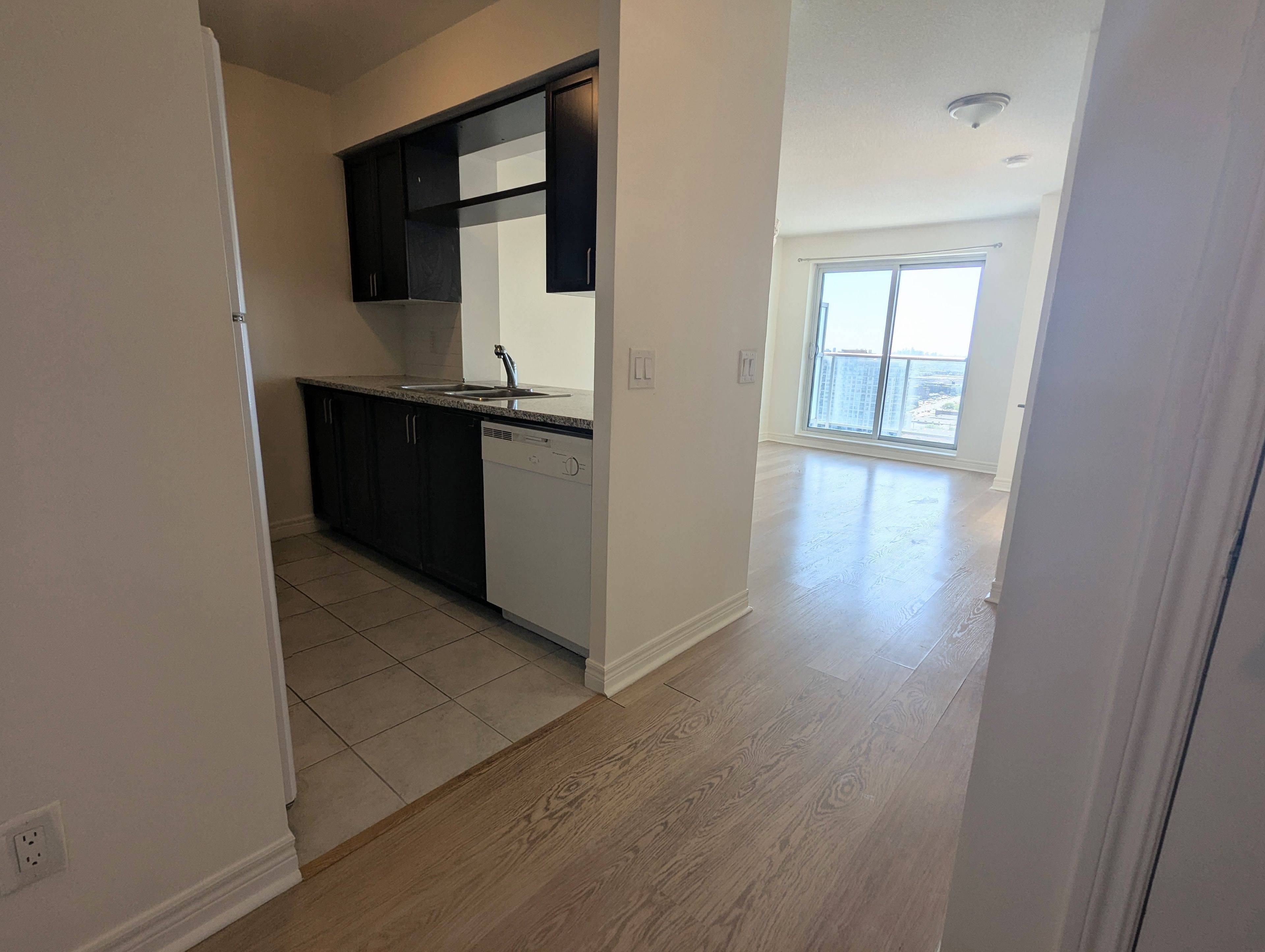 Toronto E09, ON M1P 0B1,60 Town Centre CT #2601
