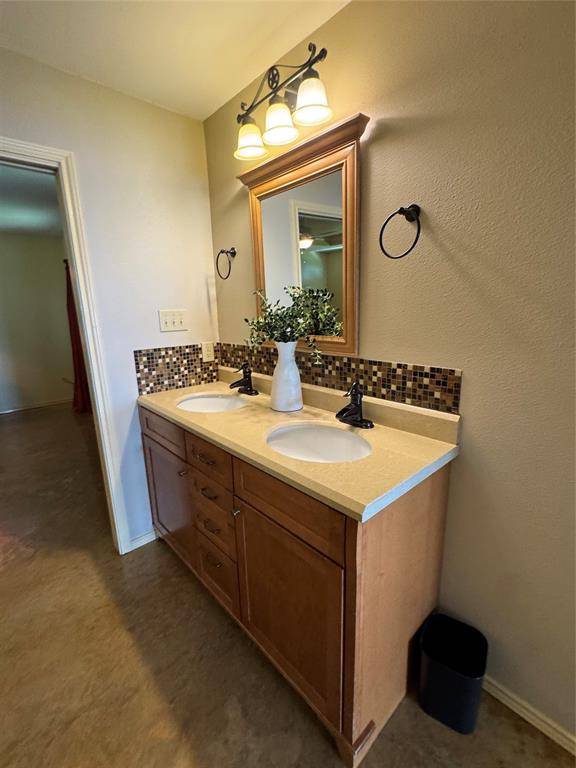 Mabank, TX 75156,152 Pin Oak