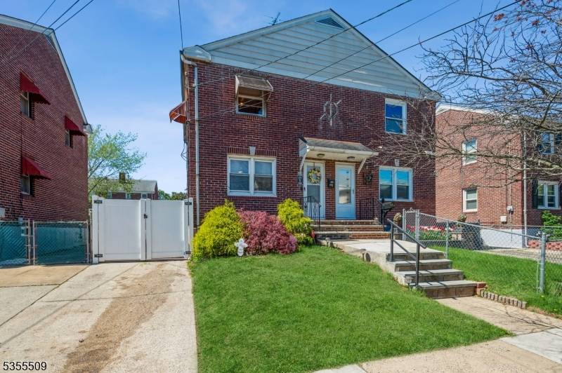 New Brunswick City, NJ 08901,172 Lawrence St