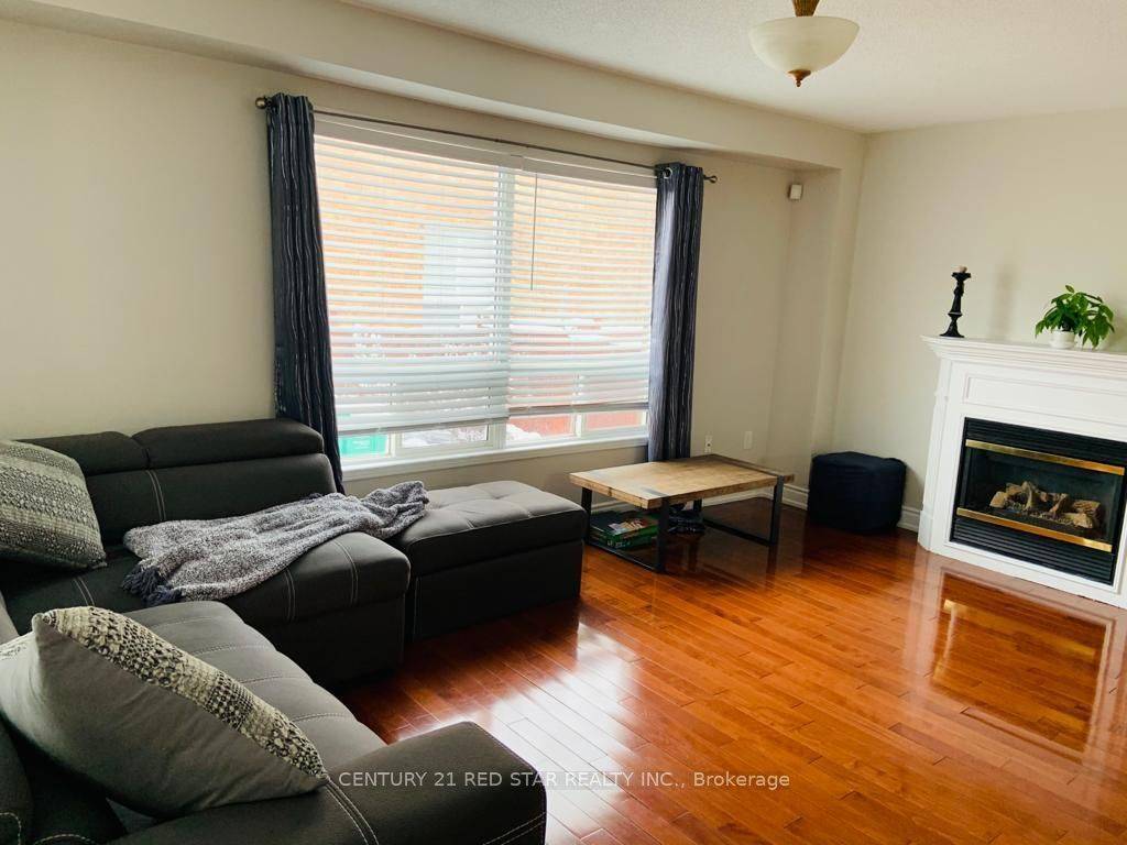 Brampton, ON L7A 1Y9,3 Charleswood CIR