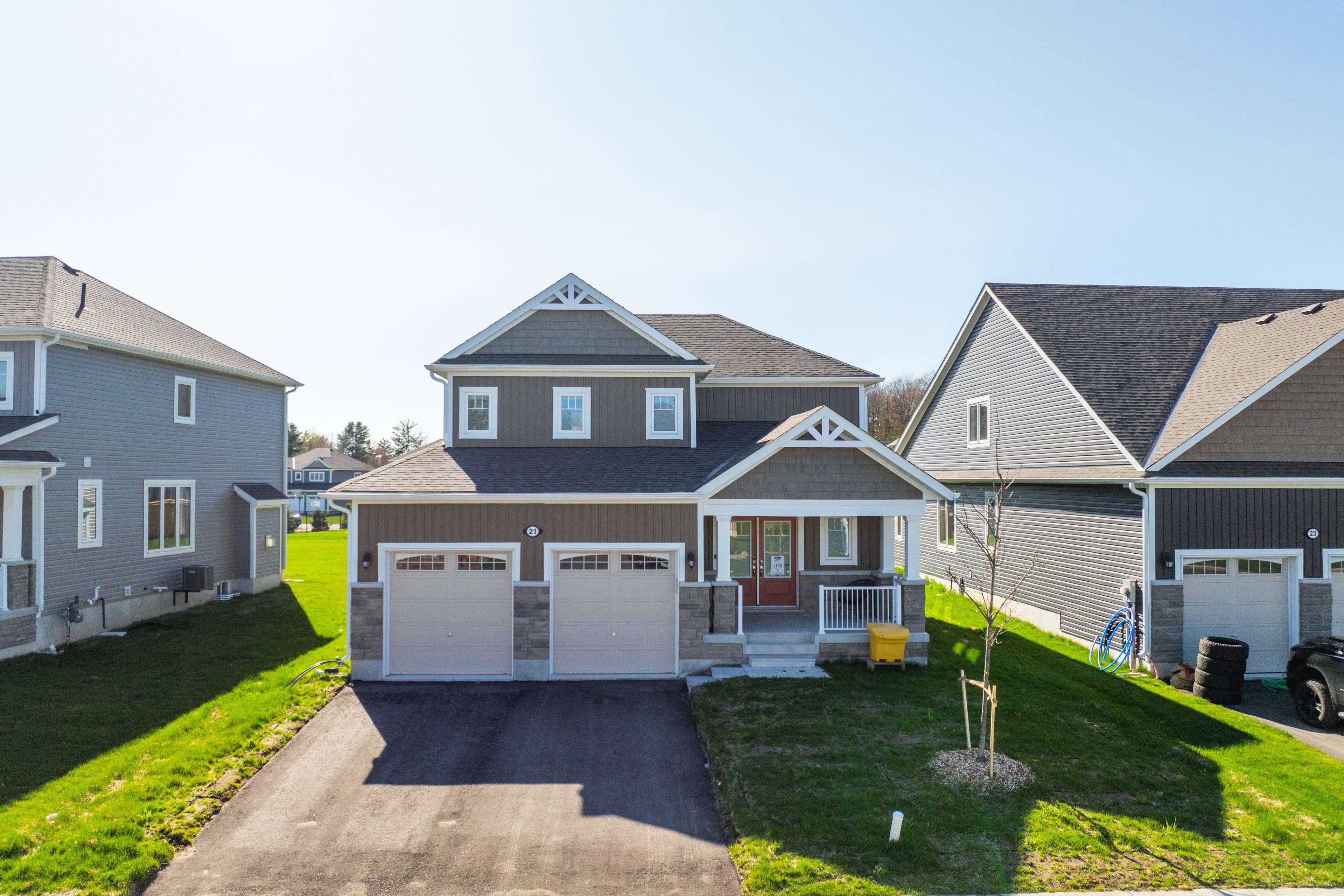 Bracebridge, ON P1L 0N4,21 Chambery ST
