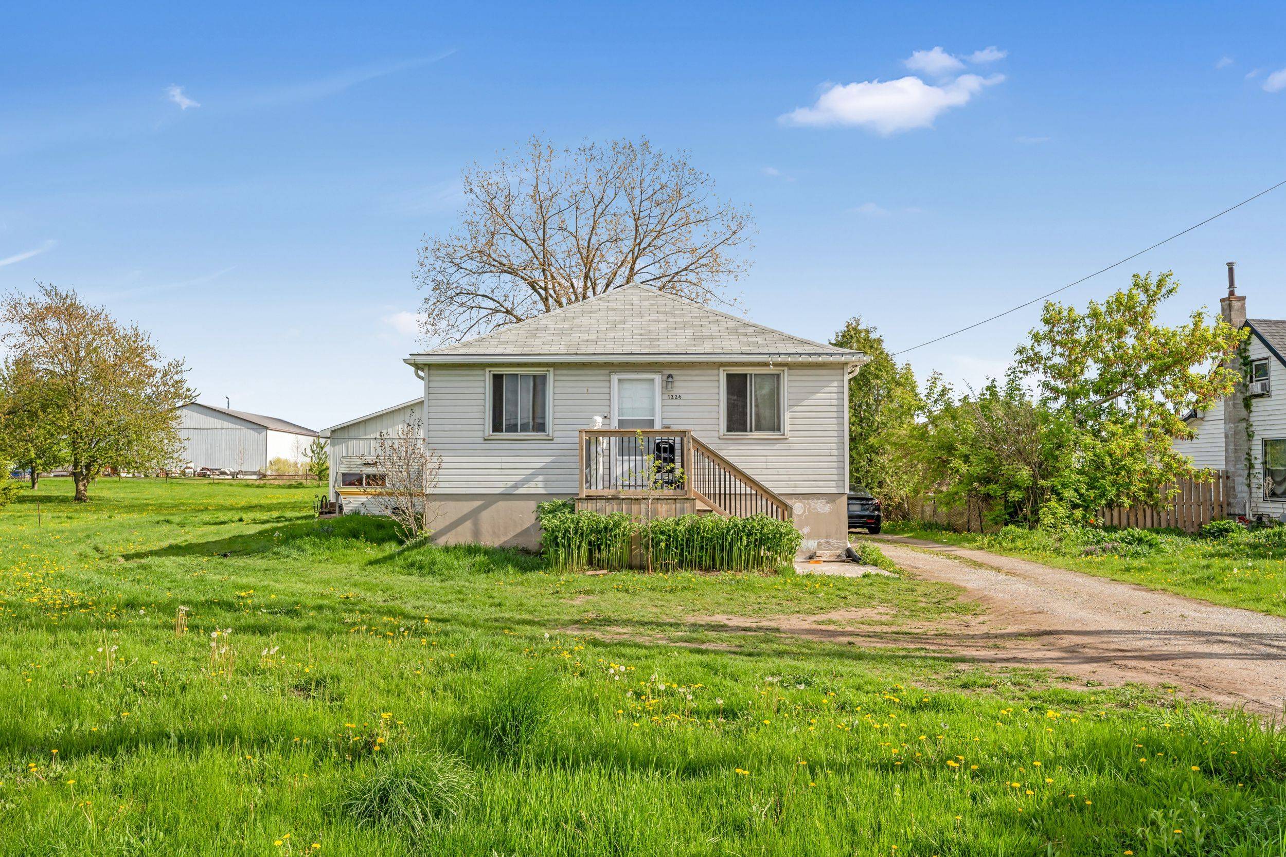 Woodstock, ON N4S 7W3,1224 Parkinson RD