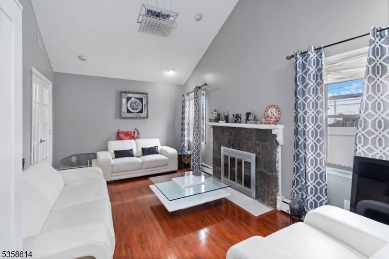 Parsippany-troy Hills Twp., NJ 07034,2 Longview Ave