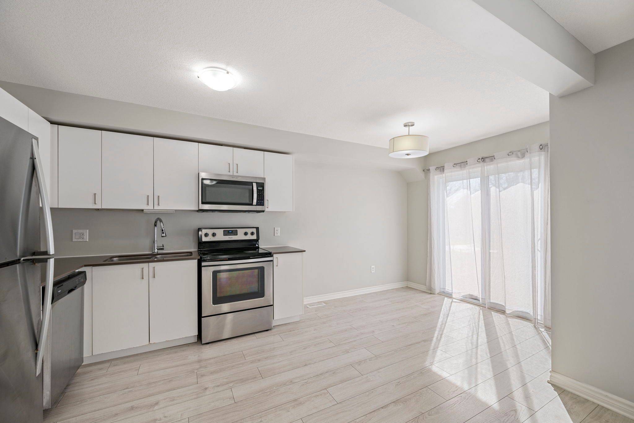 London East, ON N5V 0B8,1273 Michael CIR