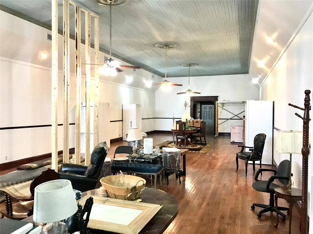 Baird, TX 79504,230 Market Street