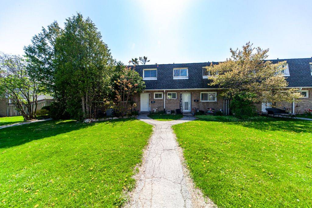 Burlington, ON L7P 3R9,2050 Upper Middle RD #88