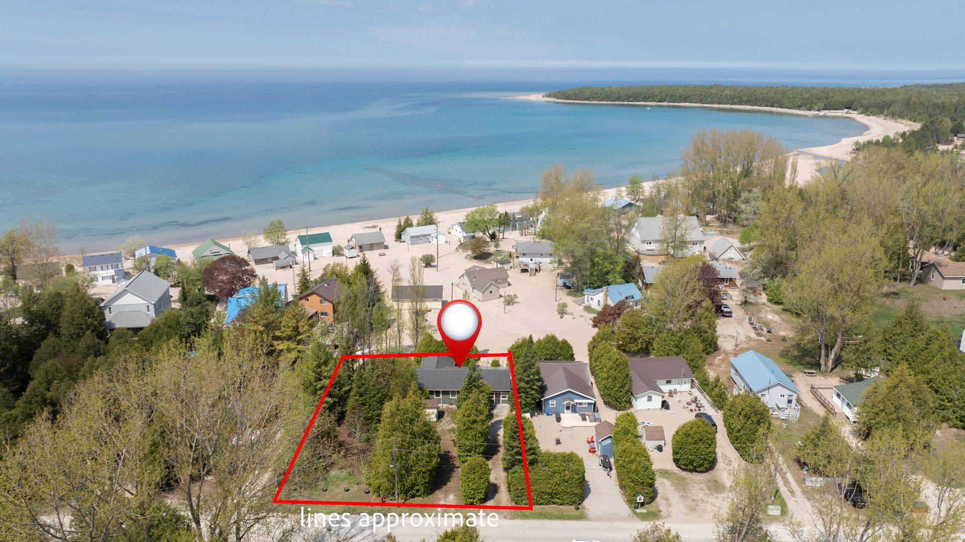 Kincardine, ON N0G 2T0,9 Wood ST