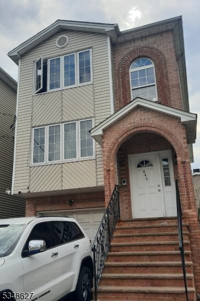 Elizabeth City, NJ 07206,446 Marshall St #2