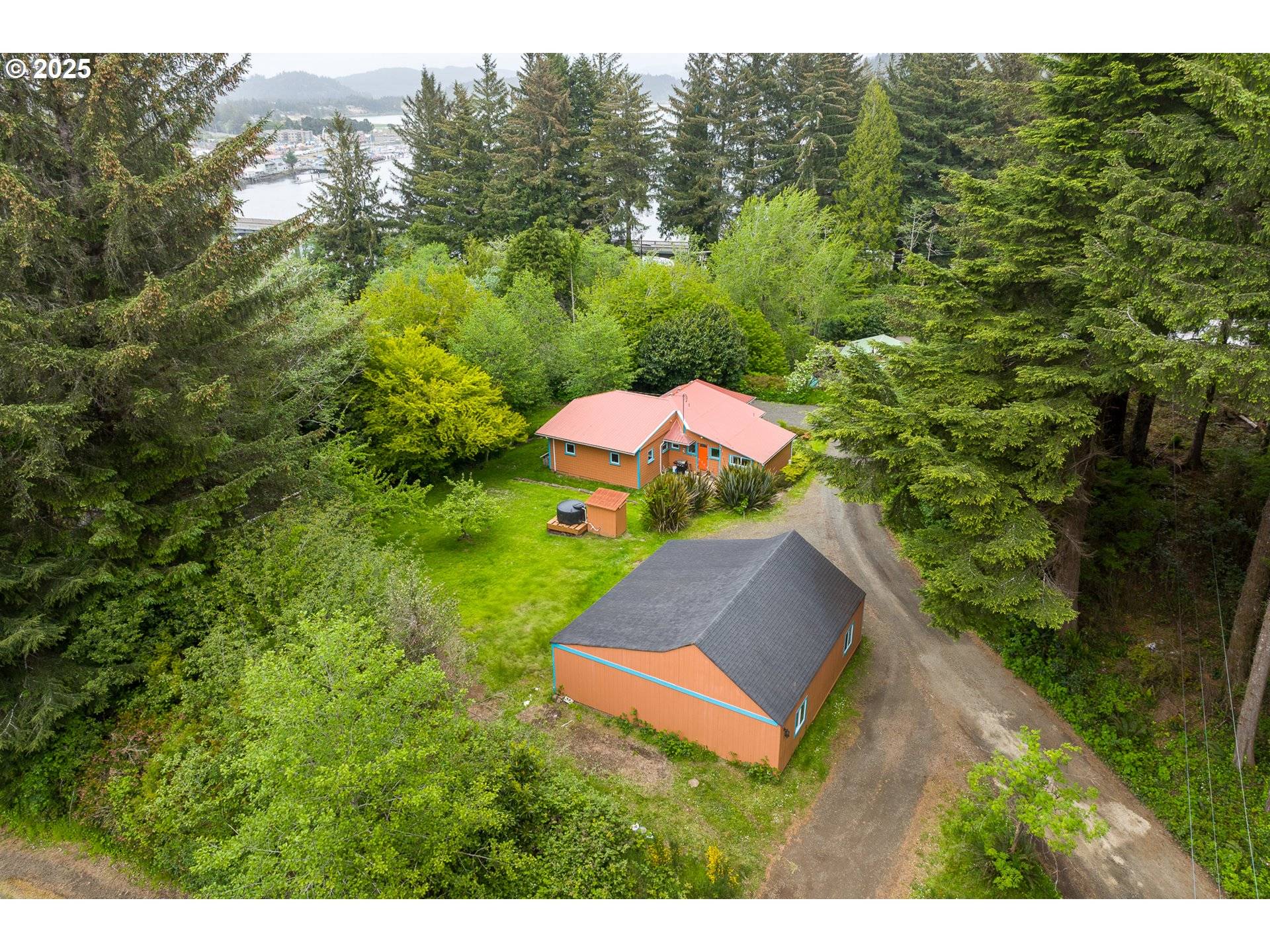 Florence, OR 97439,5005 BARRETT CREEK LN