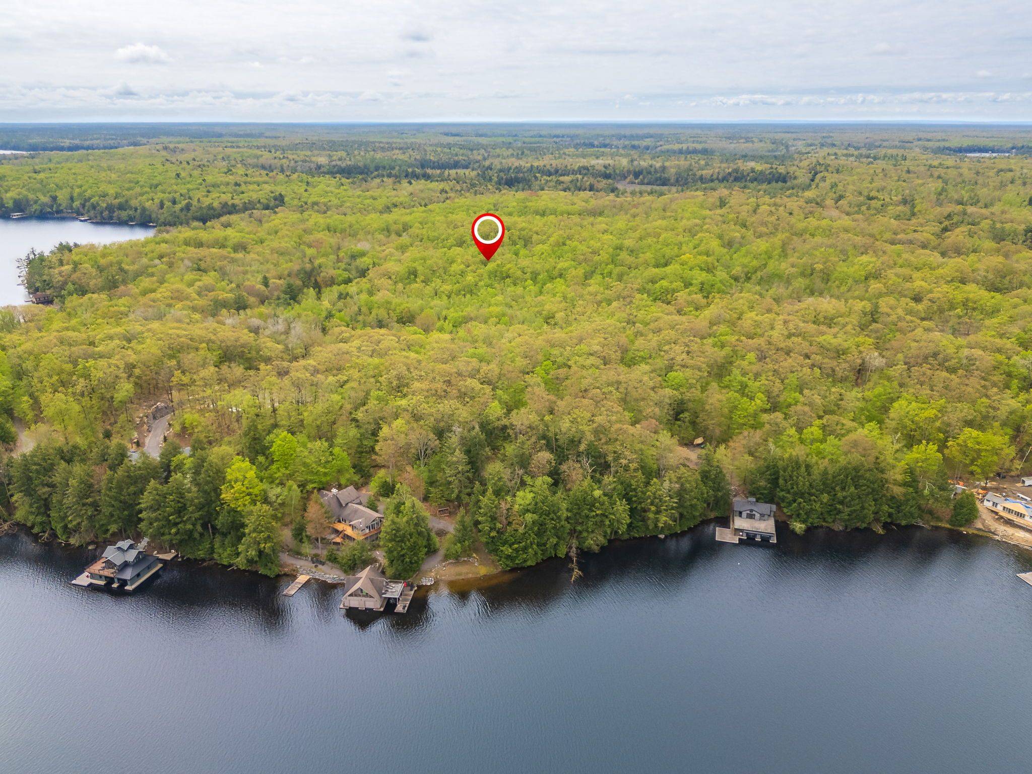 Muskoka Lakes, ON P0C 1M0,1276 East Bay RD