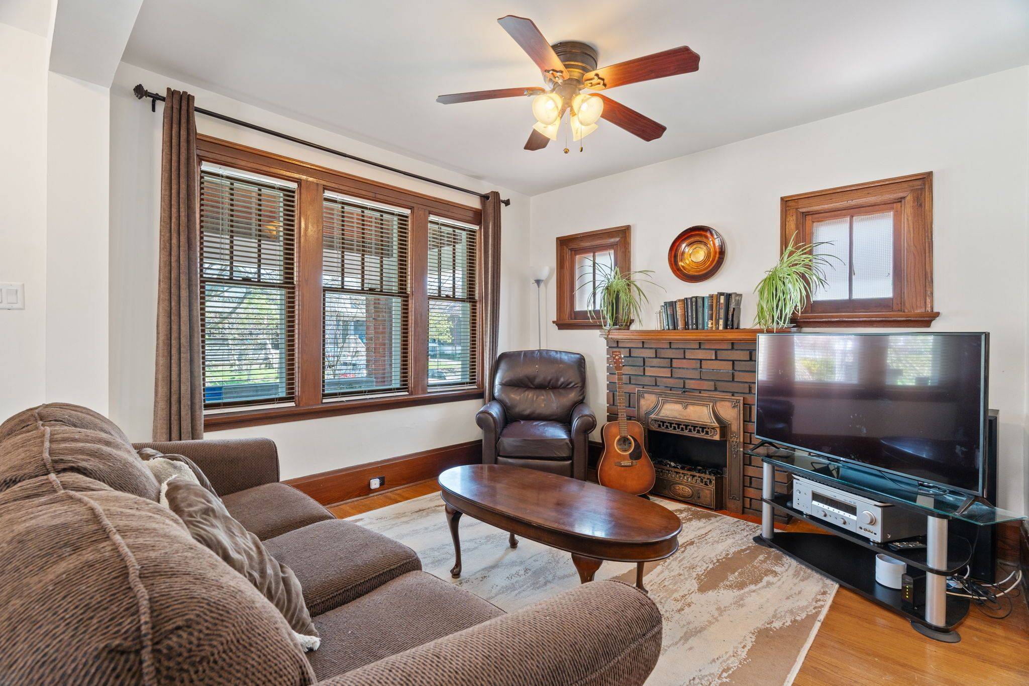 London East, ON N5W 4J7,343 Oakland AVE