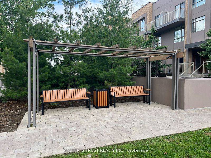 Toronto E11, ON M1B 0C4,80 Orchid Place DR ##211