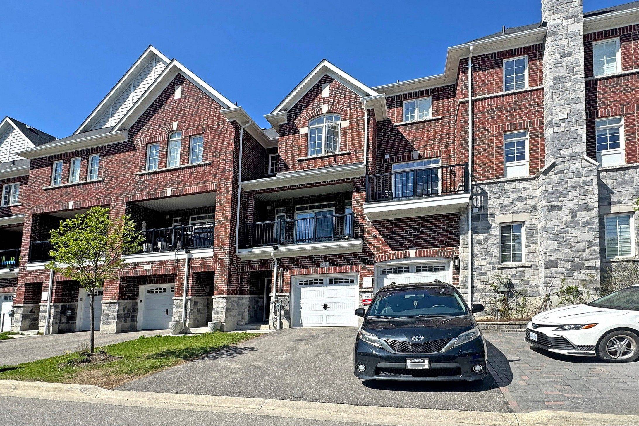 Pickering, ON L1X 0E1,2115 Brock RD
