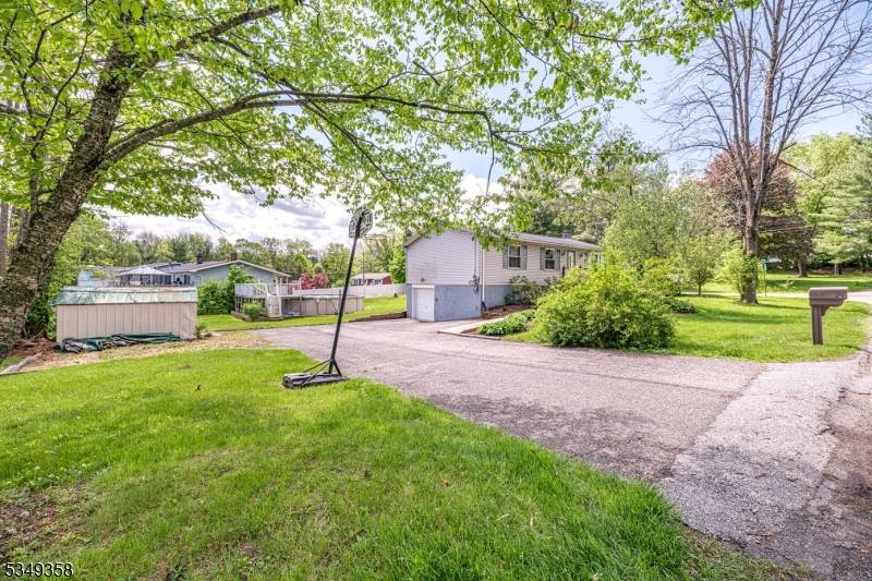 Vernon Twp., NJ 07418,28 Zinnia Dr