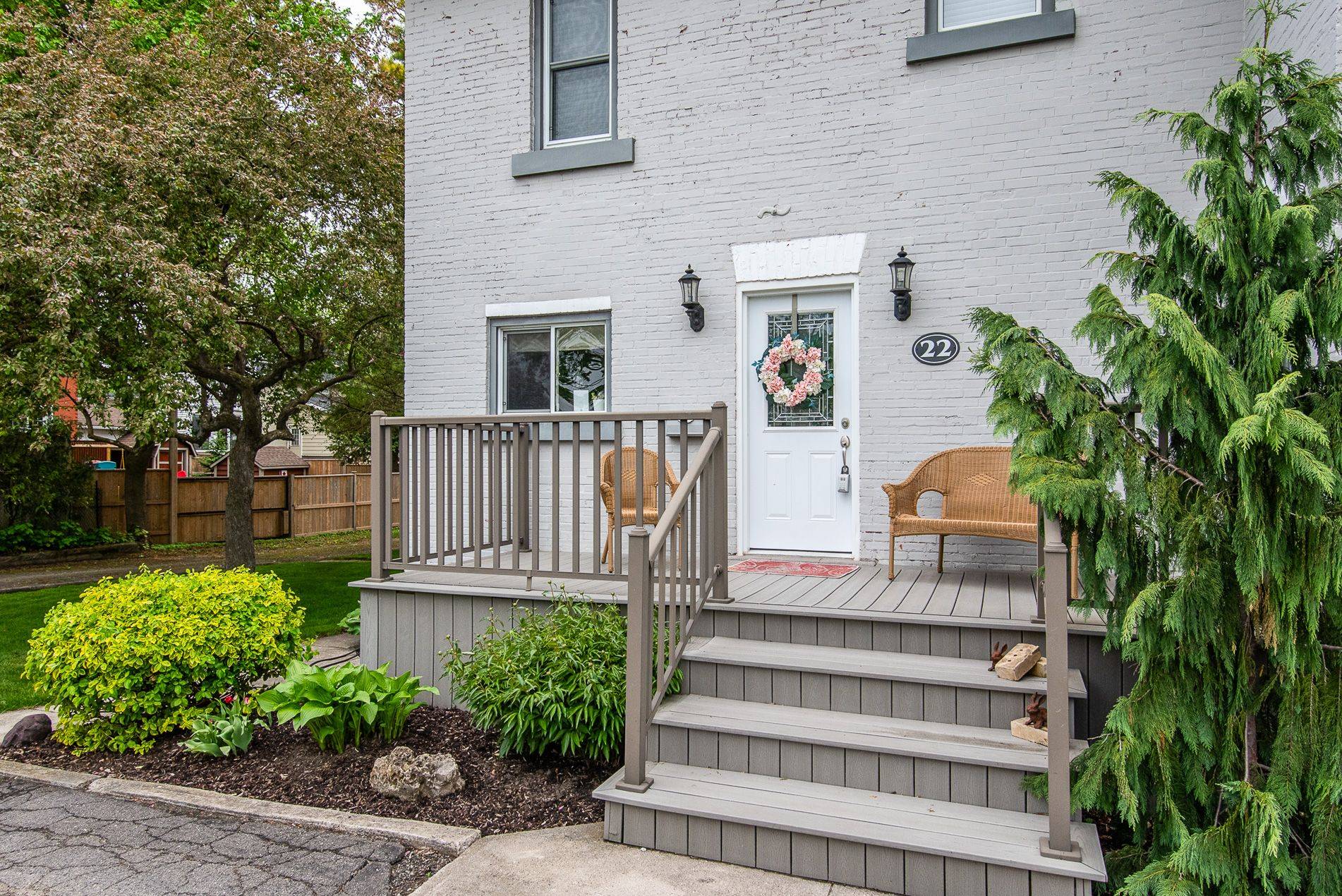 Perth East, ON N0K 1M0,22 Mill ST E