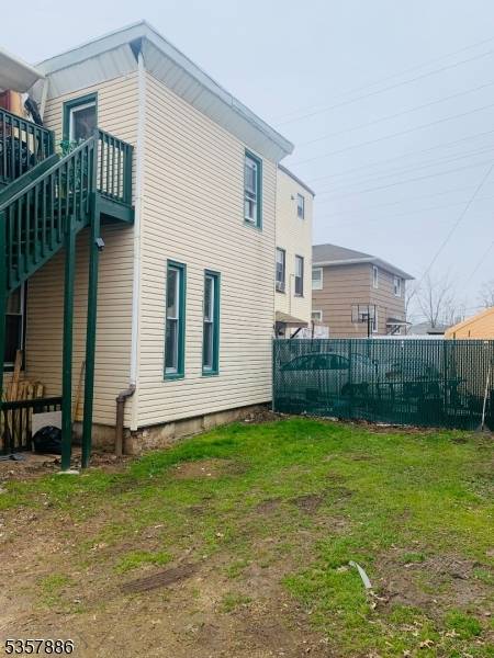 Elizabeth City, NJ 07201,1143 Louisa Street #4