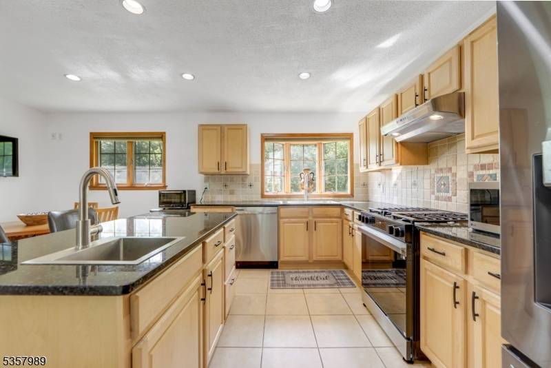 Mount Olive Twp., NJ 07836,9 Alden Ter