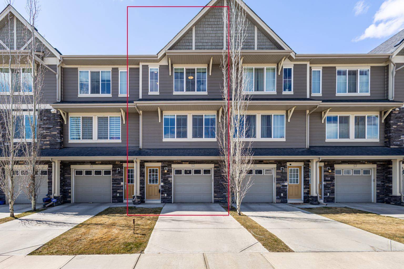 Calgary, AB T3R 0S2,53 Kinlea WAY NW