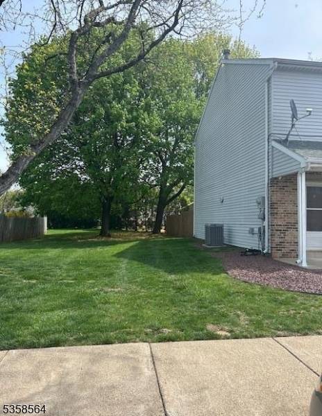 Pennsylvania, NJ 18040,22 Ft. Lee Court #1