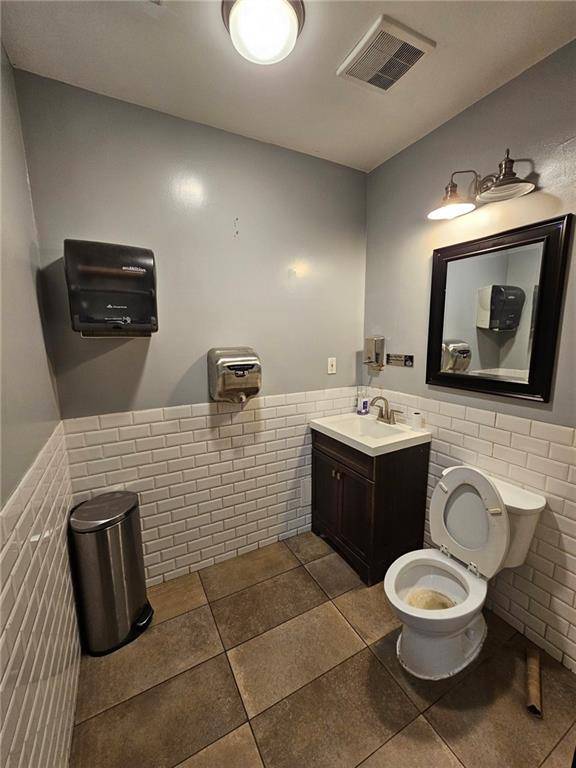 Brooklyn, NY 11234,2172 Flatbush AVE #1