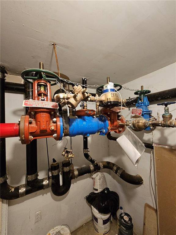 Brooklyn, NY 11234,2172 Flatbush AVE #1