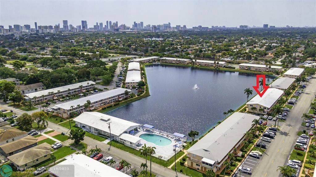 Hallandale Beach, FL 33009,901 SW 11th Ave #14H