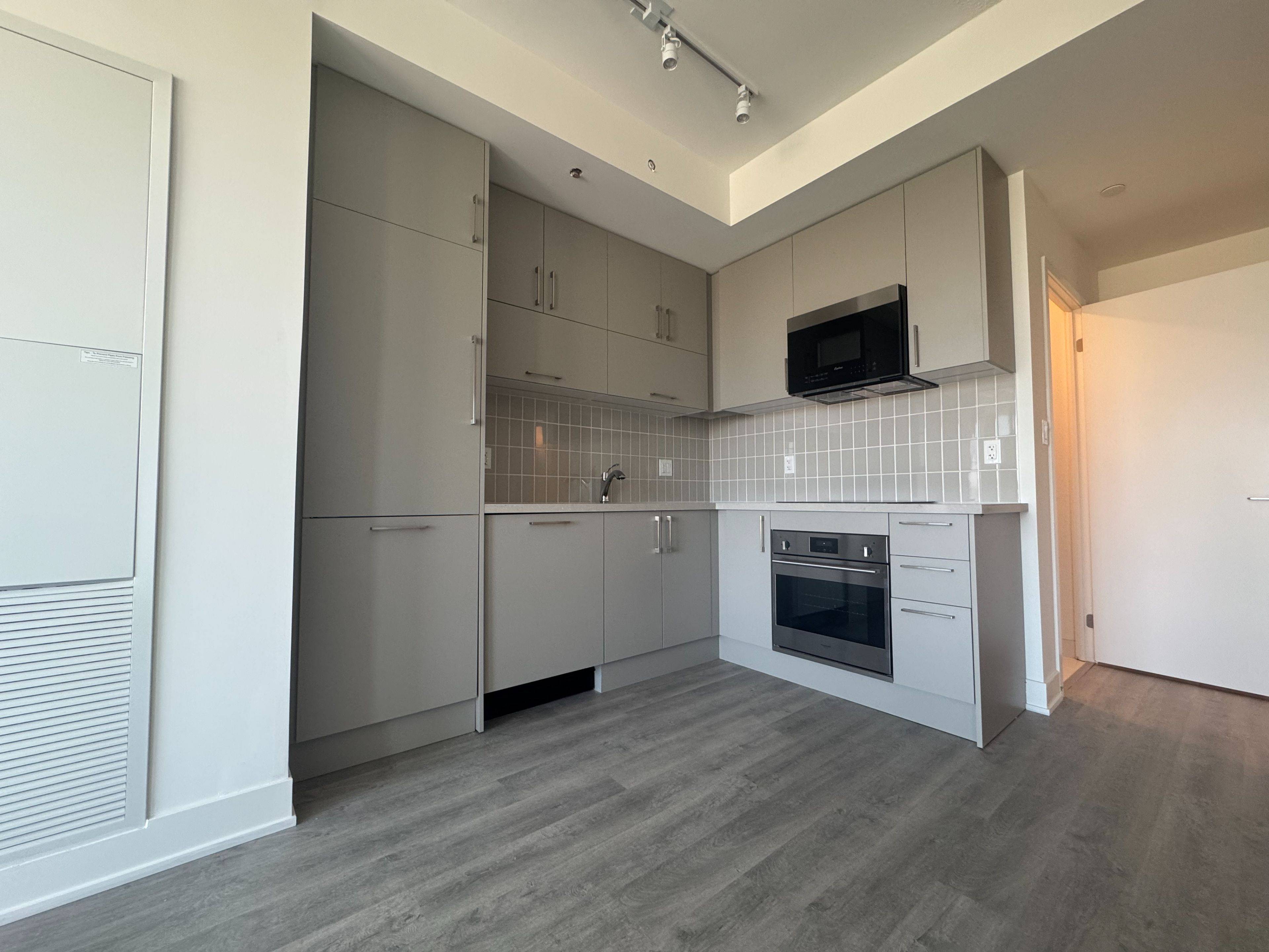 Markham, ON L6G 0H8,38 Andre De Grasse ST #D1708