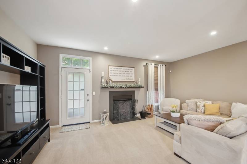 Union Twp., NJ 07088,973 Valley St