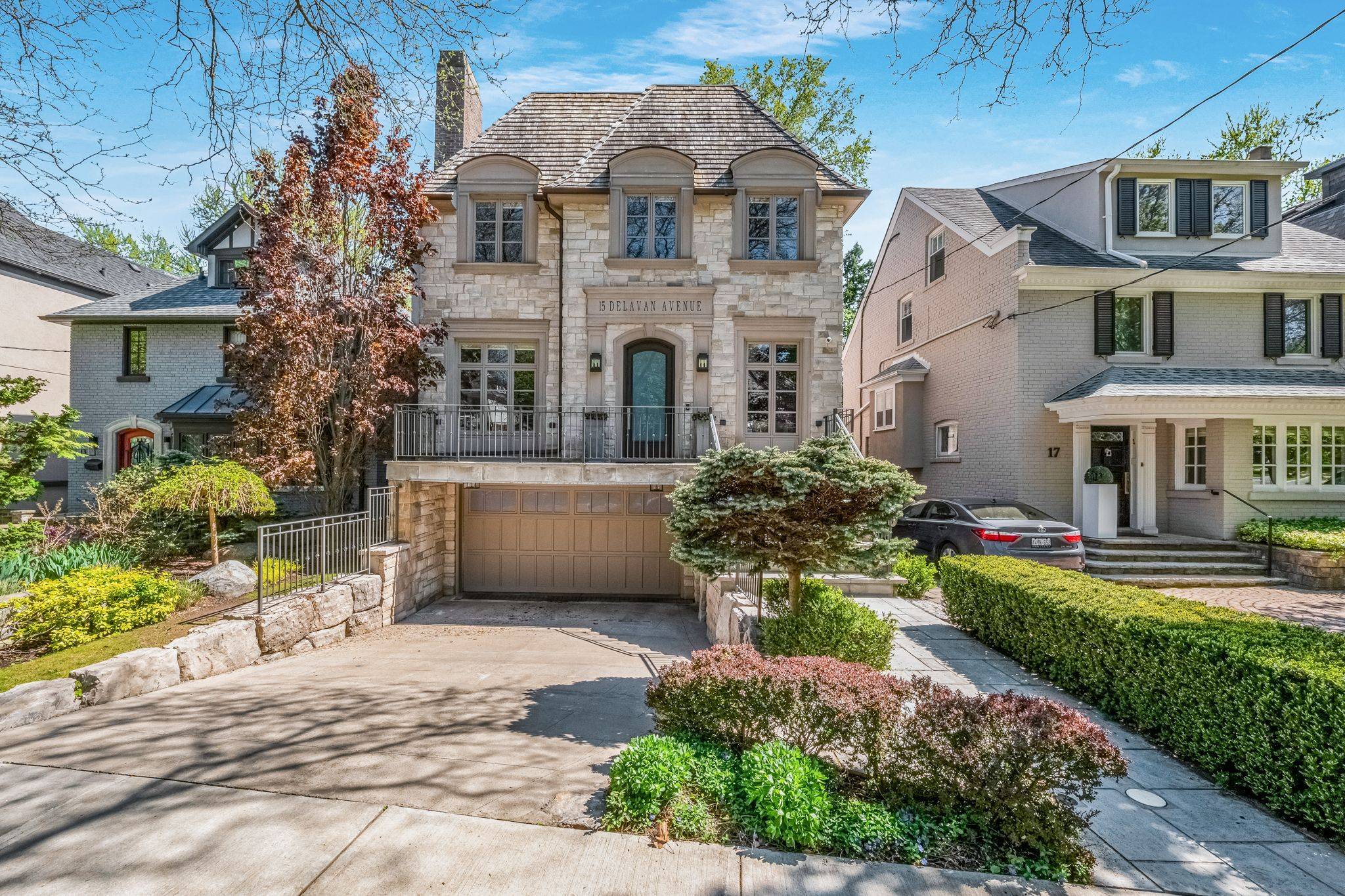 Toronto C03, ON M5P 1T2,15 Delavan AVE
