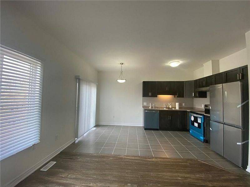 Welland, ON L3C 0H9,180 Sunflower PL