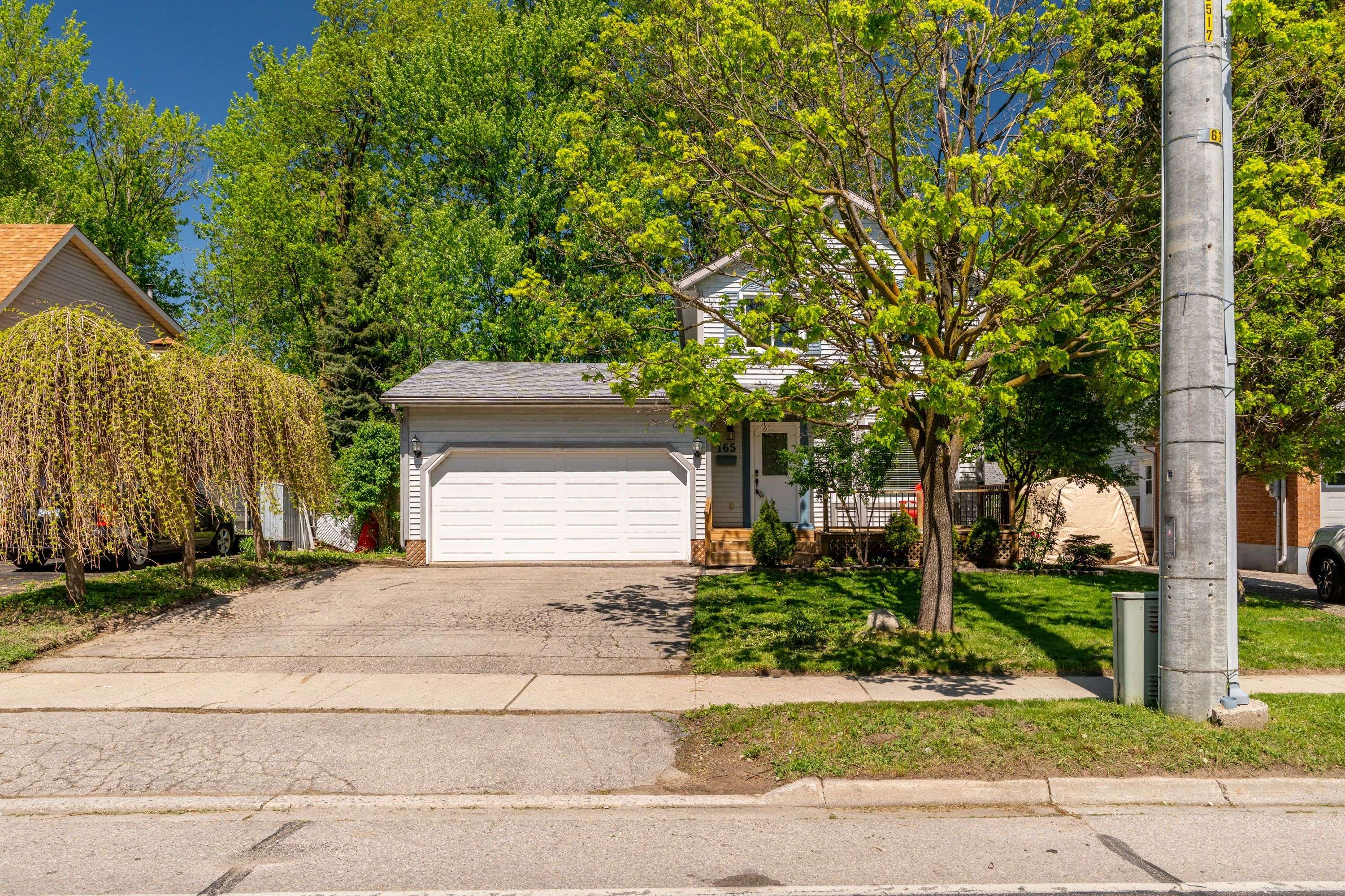Guelph, ON N1H 8B2,165 Imperial RD N
