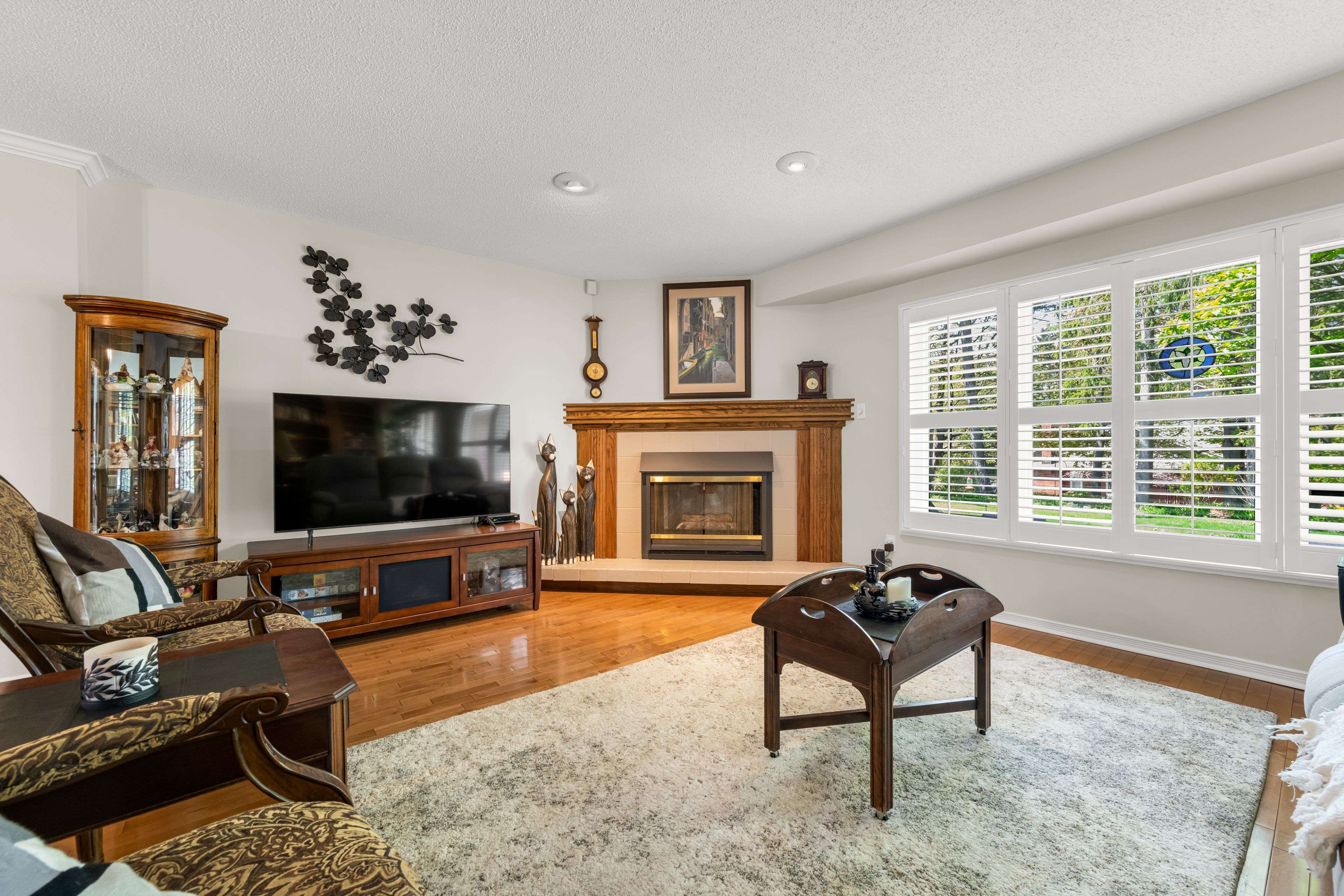 Grimsby, ON L3M 2M8,375 Book RD #17
