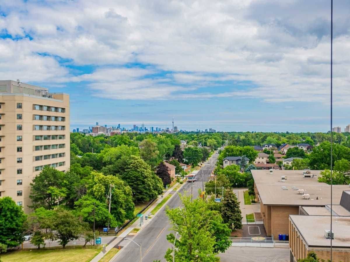 Toronto C04, ON M6A 2Y9,150 Neptune DR #904