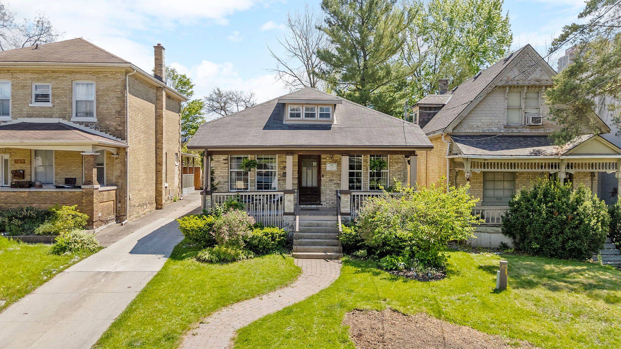 London East, ON N5W 3H7,785 Queens AVE