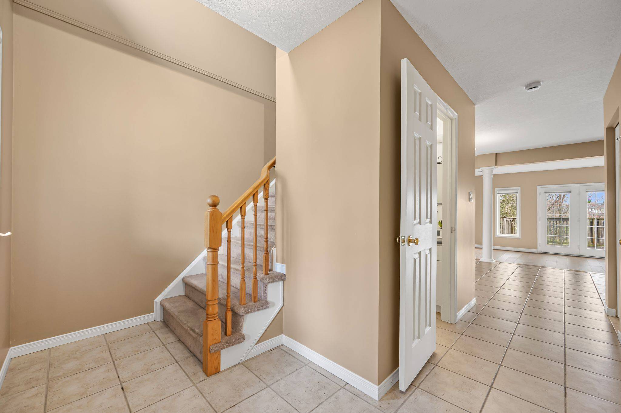 Guelph, ON N1G 5B9,90 Doyle DR